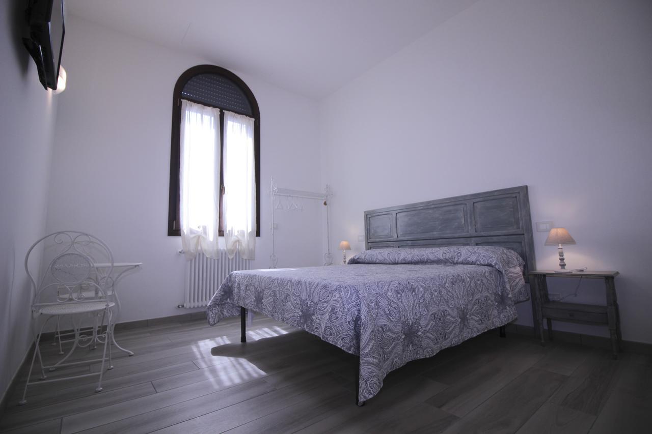 Alloggio I Grifoni Ferrara Luaran gambar